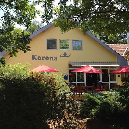 Korona Szallo Hotel Nagykanizsa Esterno foto