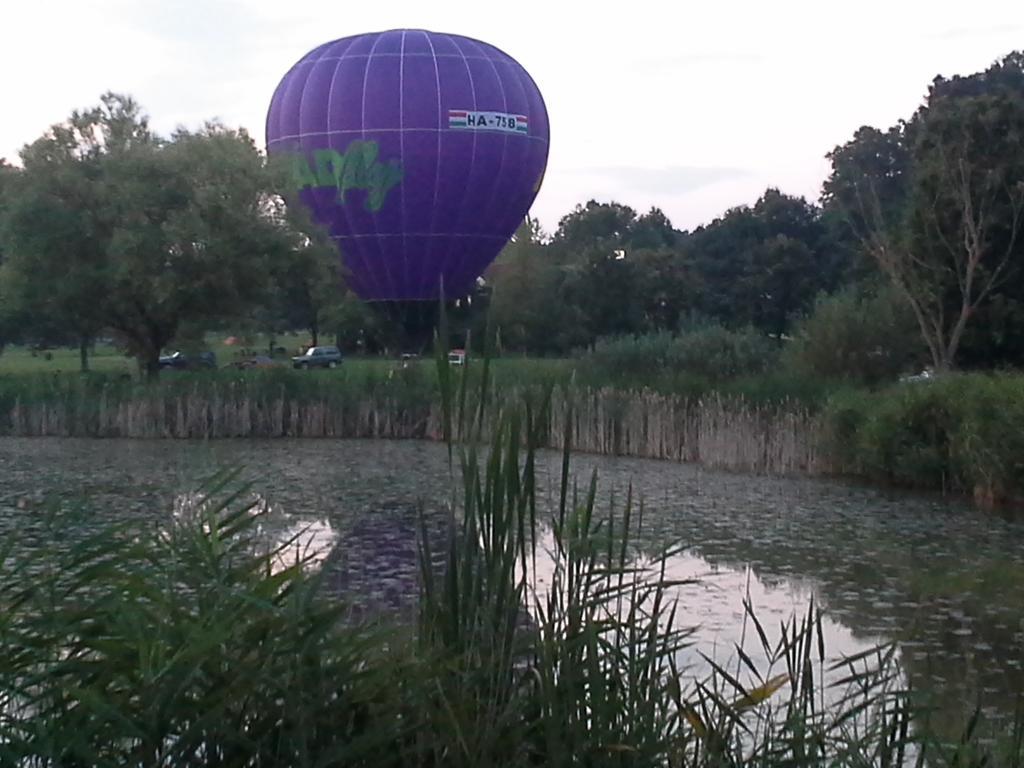 Korona Szallo Hotel Nagykanizsa Esterno foto
