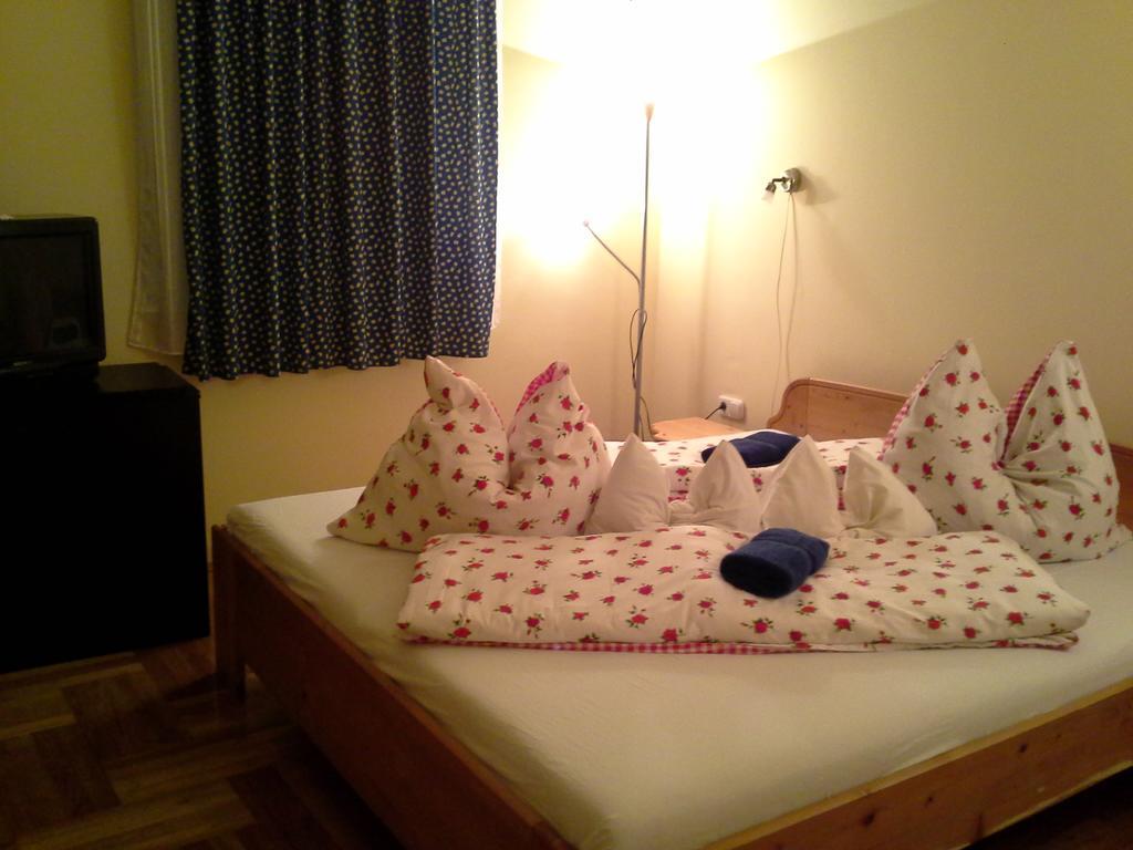 Korona Szallo Hotel Nagykanizsa Esterno foto