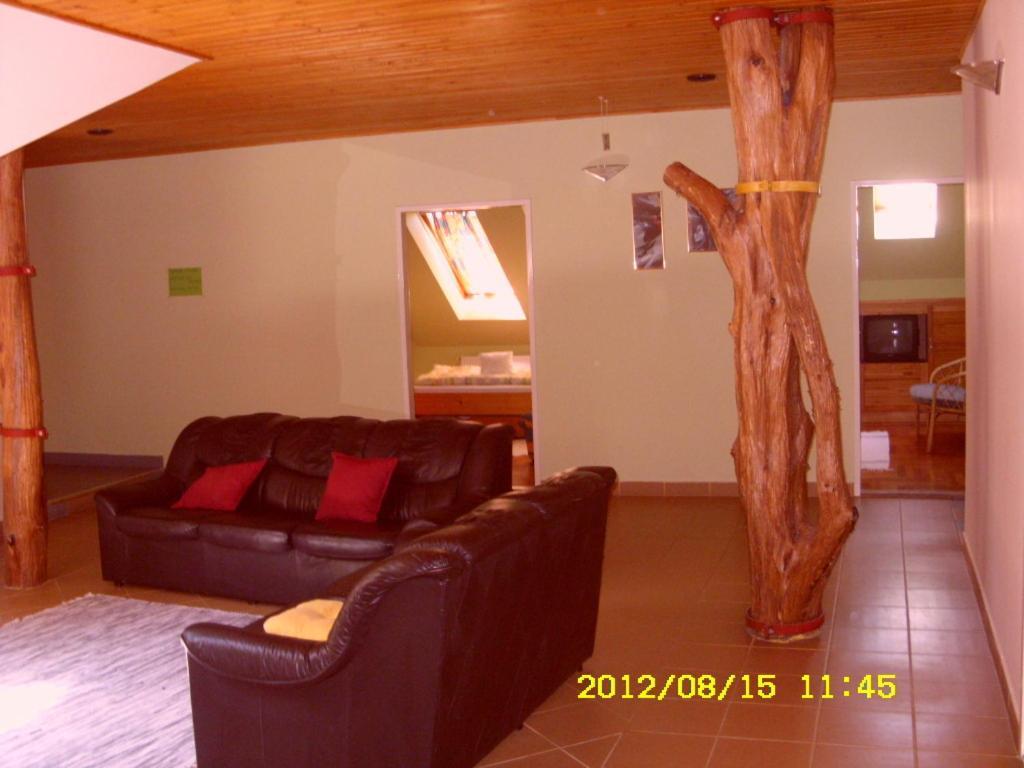 Korona Szallo Hotel Nagykanizsa Esterno foto